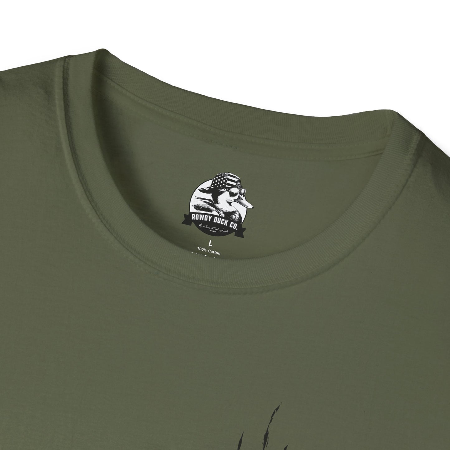 “I’ve never killed a mountain lion but I’ve choked a cougar” Graphic Tee