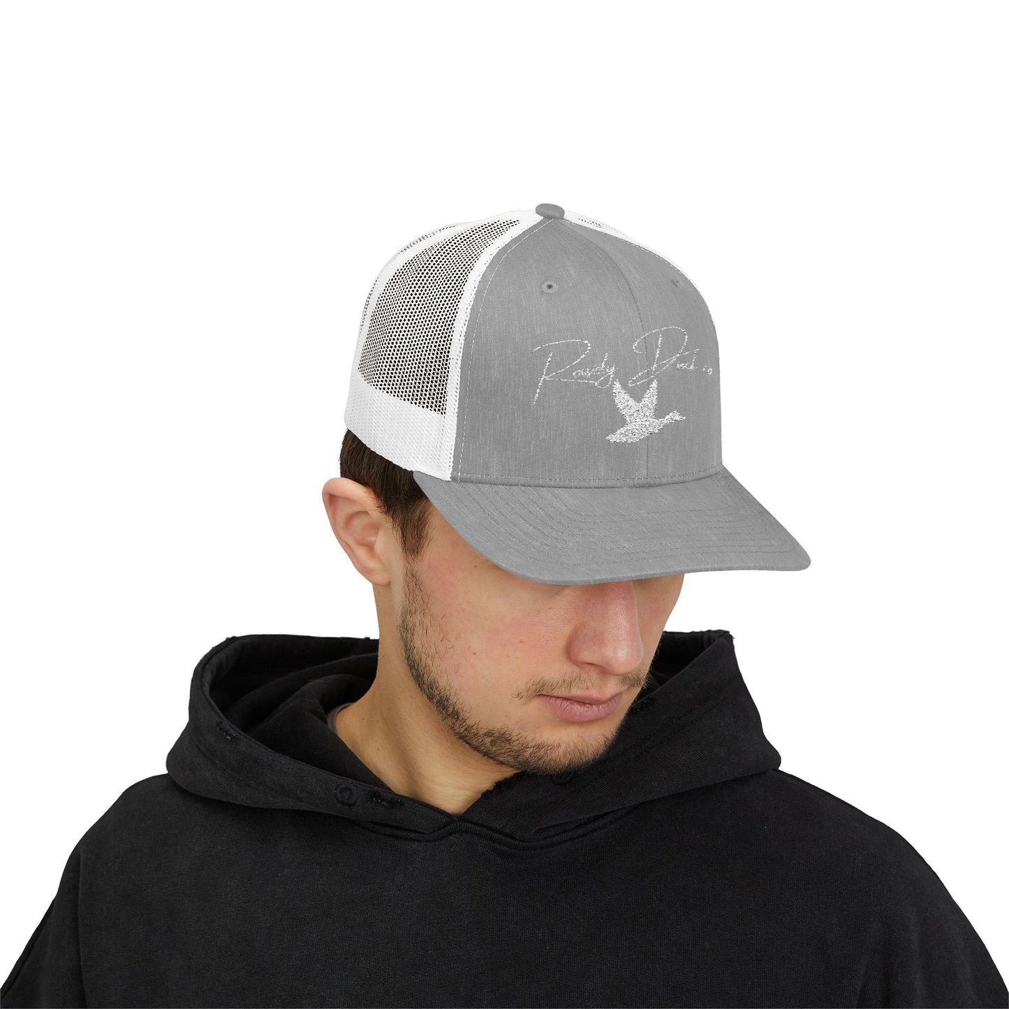 Stylish Snapback Trucker Cap with Glittery Design, Trendy Hat for Outdoor Fun, Gift for Men, Women, Fashionable Accessory