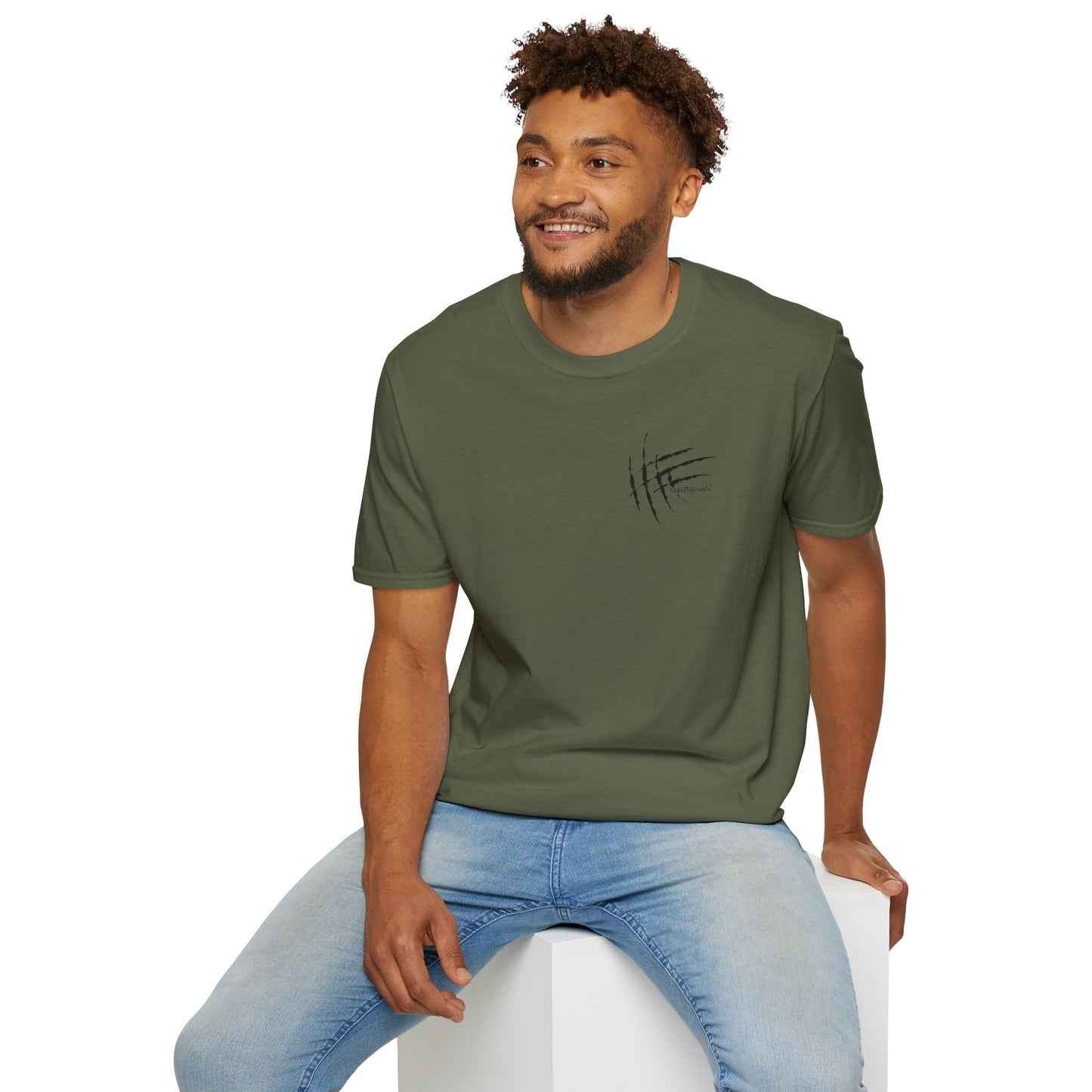 “I’ve never killed a mountain lion but I’ve choked a cougar” Graphic Tee