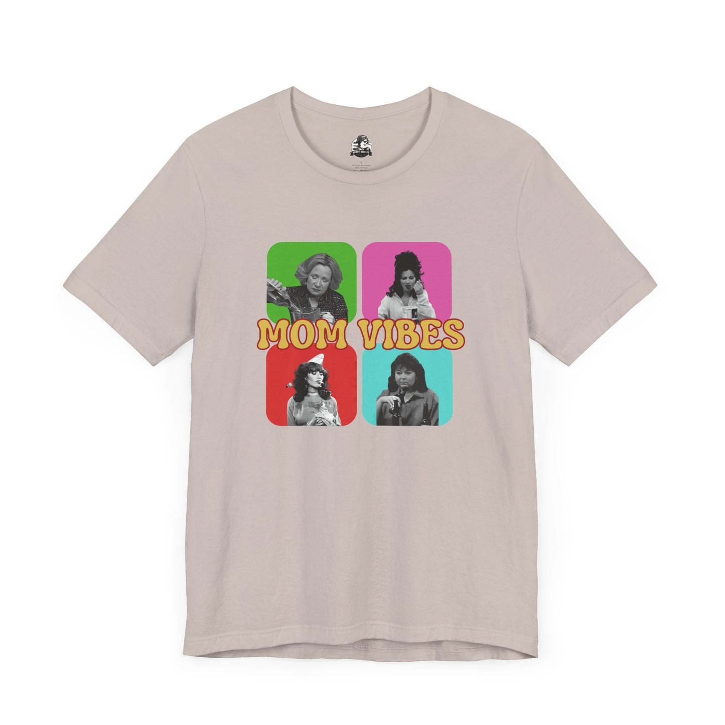 Mom Vibes Unisex Short Sleeve Tee | Perfect Gift for Moms, Casual Wear, Mother's Day, Birthdays, Fun Fashion